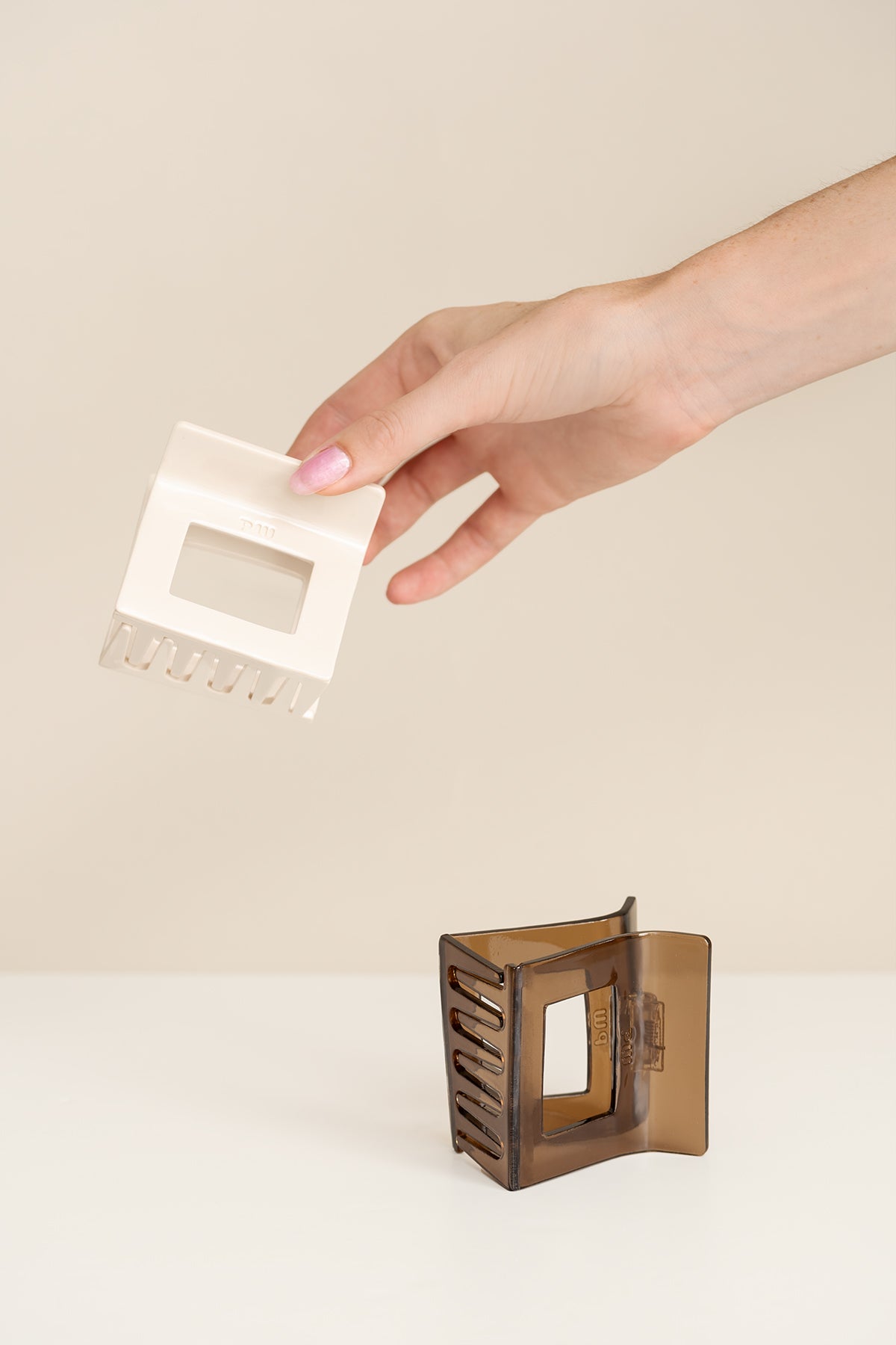 Capsule Large
