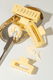 Butter yellow (S,M,L,XL)