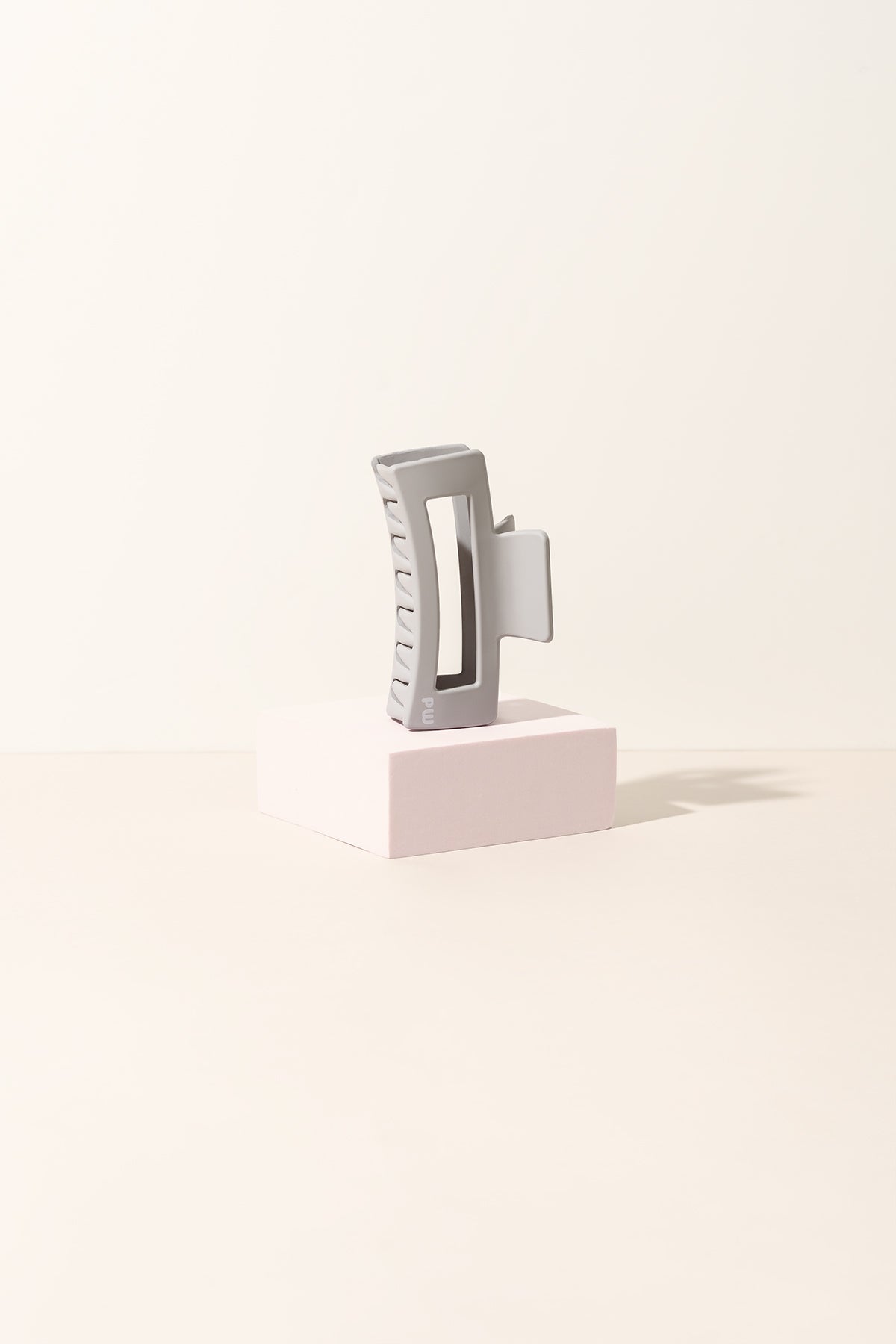Honey Medium Claw Clip