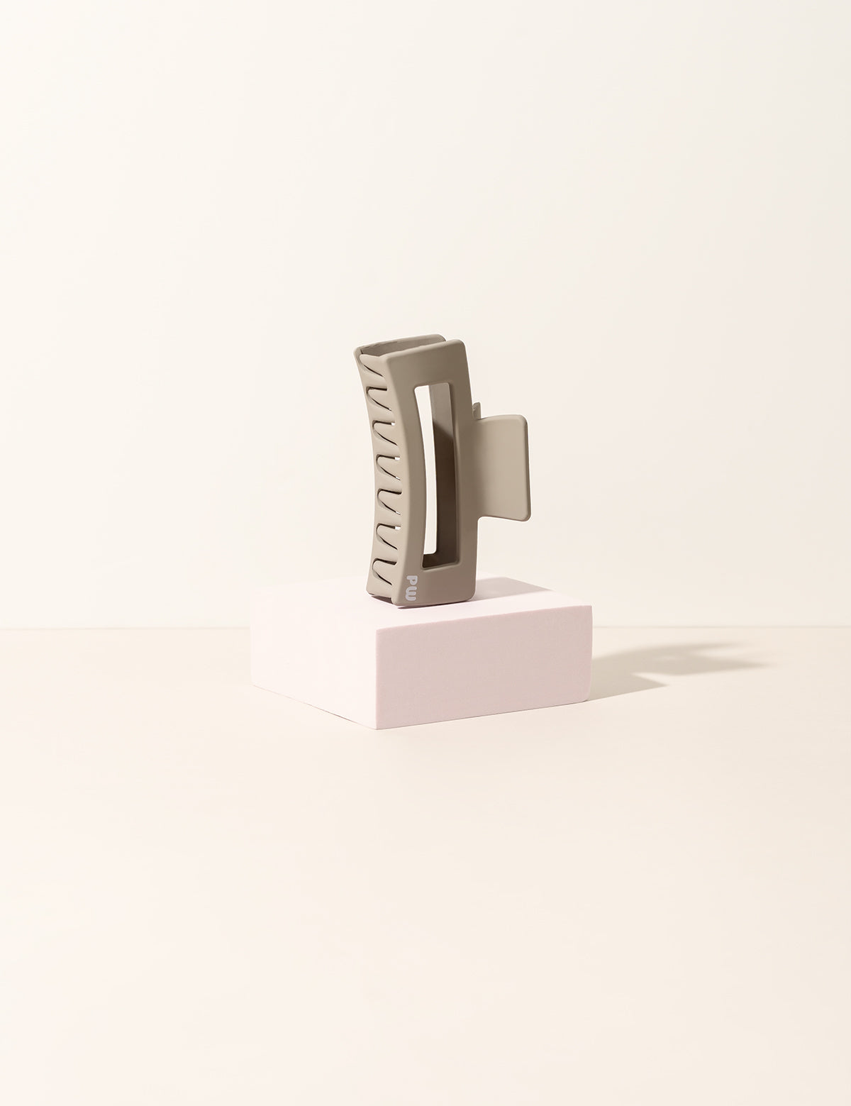 Honey Medium Claw Clip