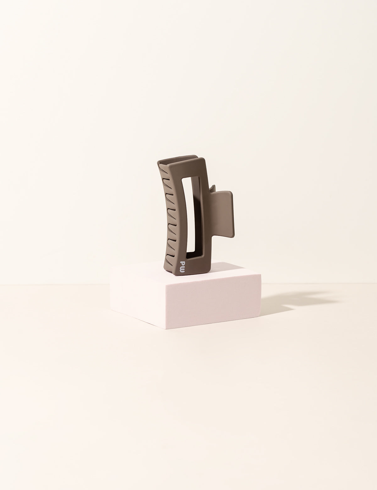 Honey Medium Claw Clip