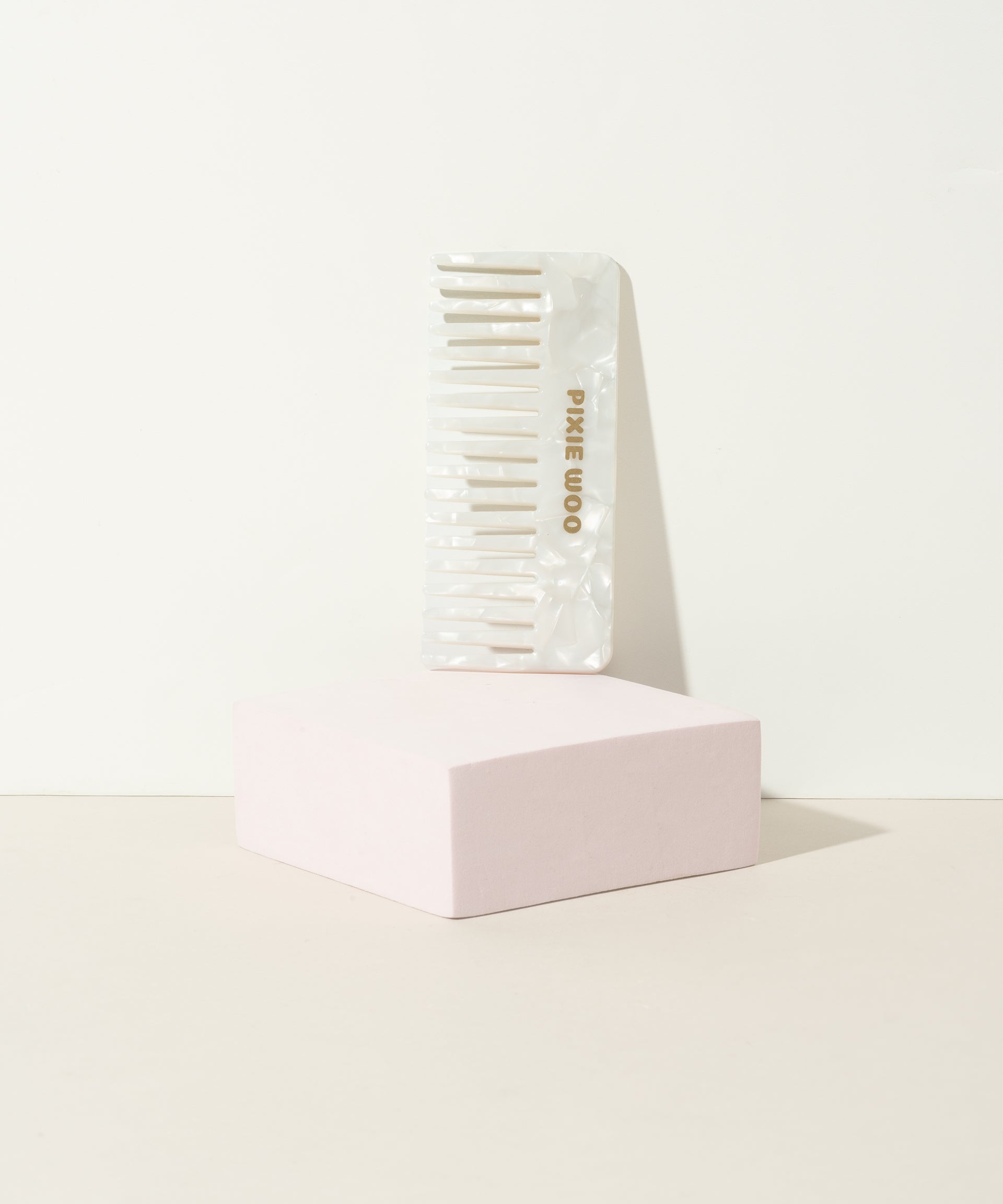 The Queen Comb