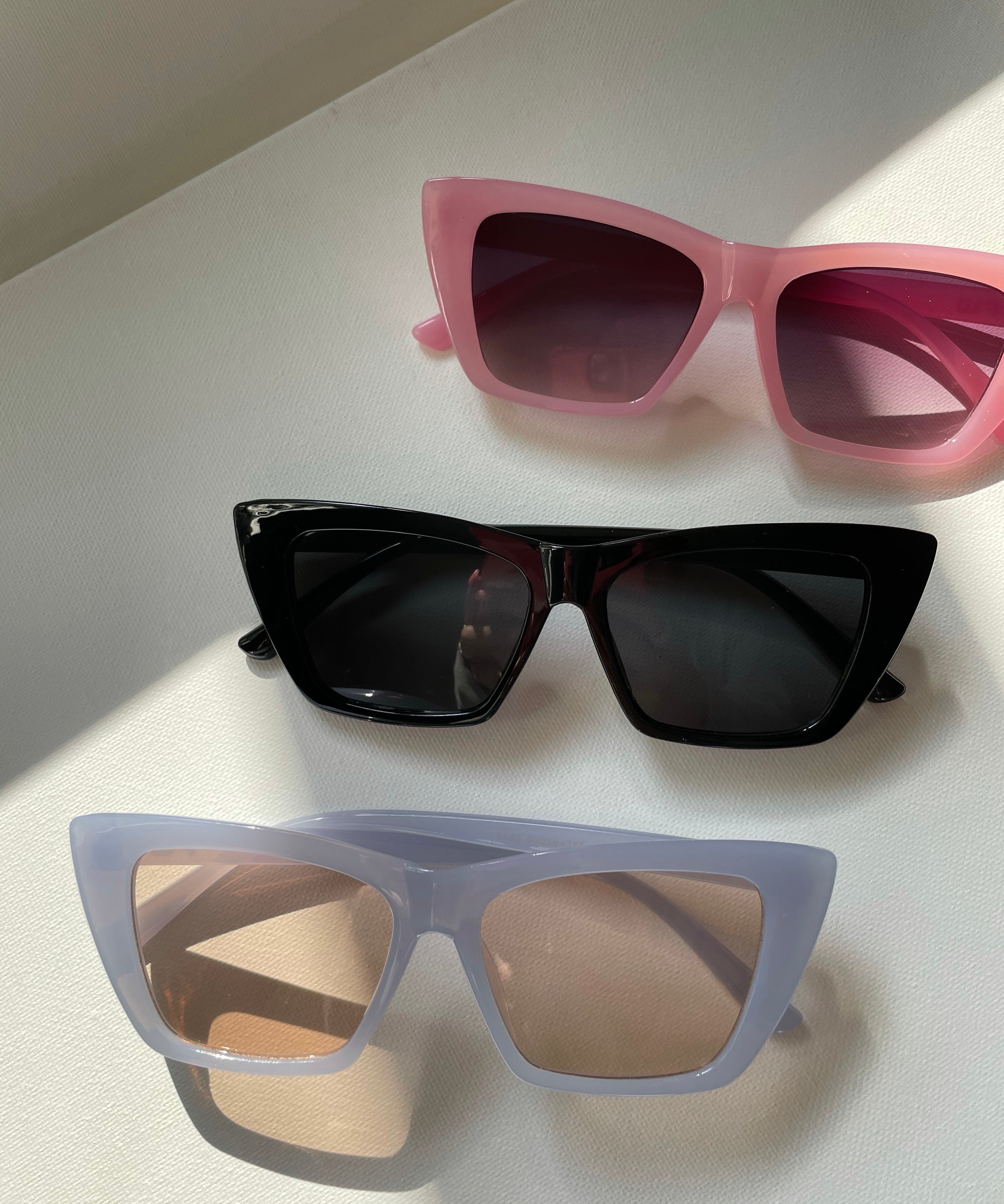 Cool mom sunnies