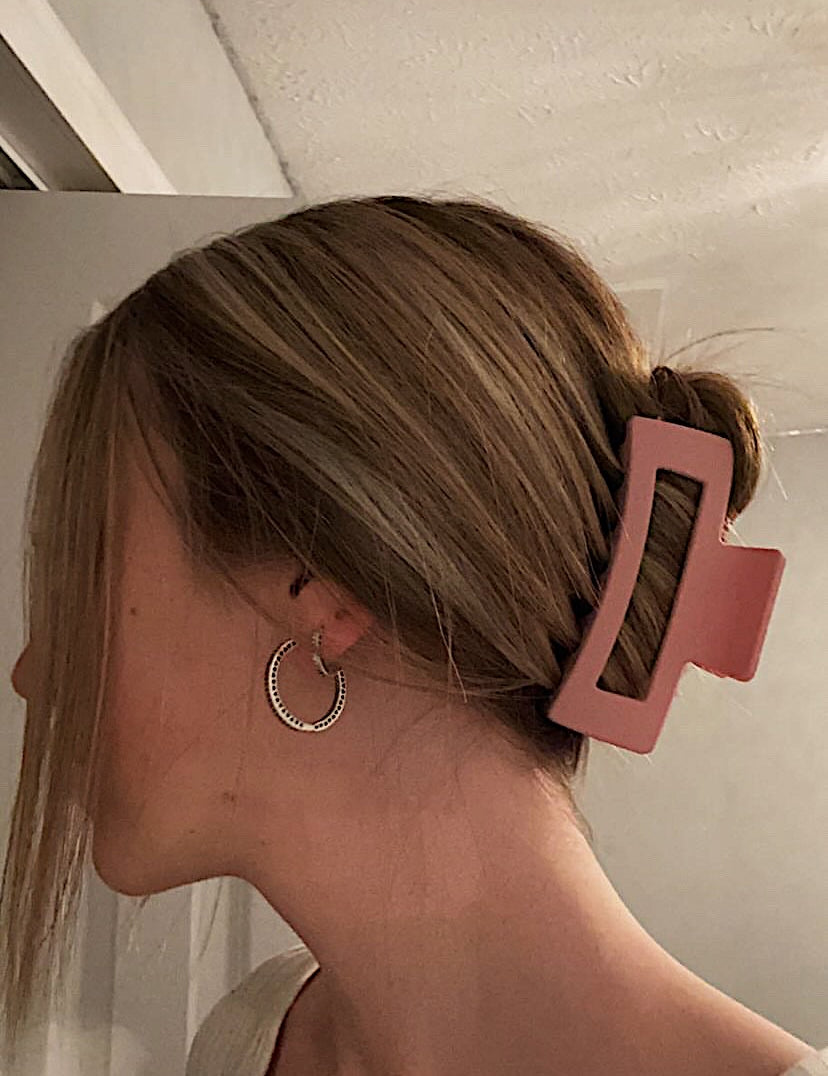 Honey Medium Claw Clip