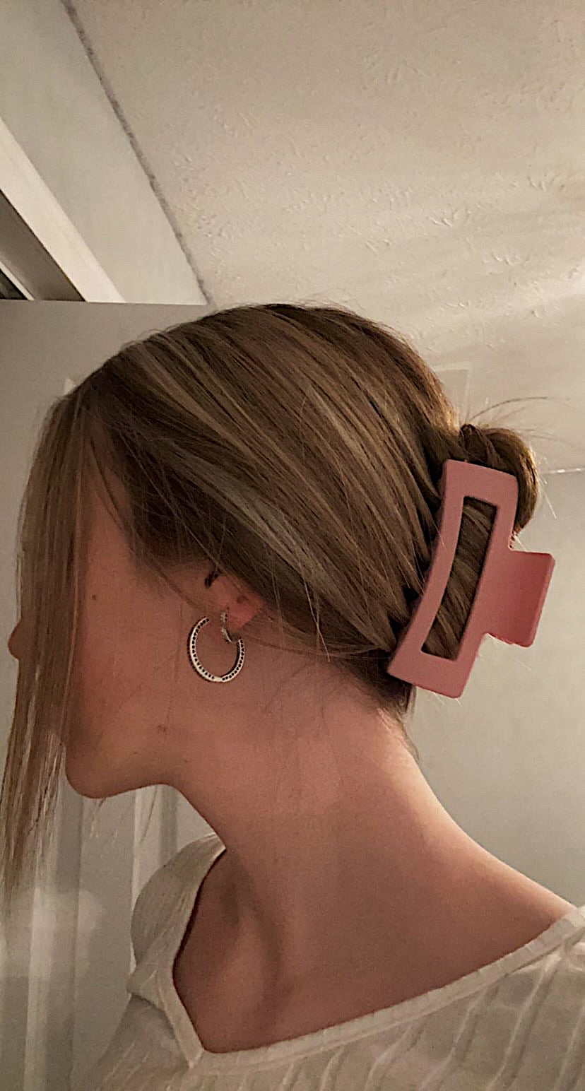 Honey Medium Claw Clip