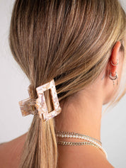 Pince à cheveux du désir